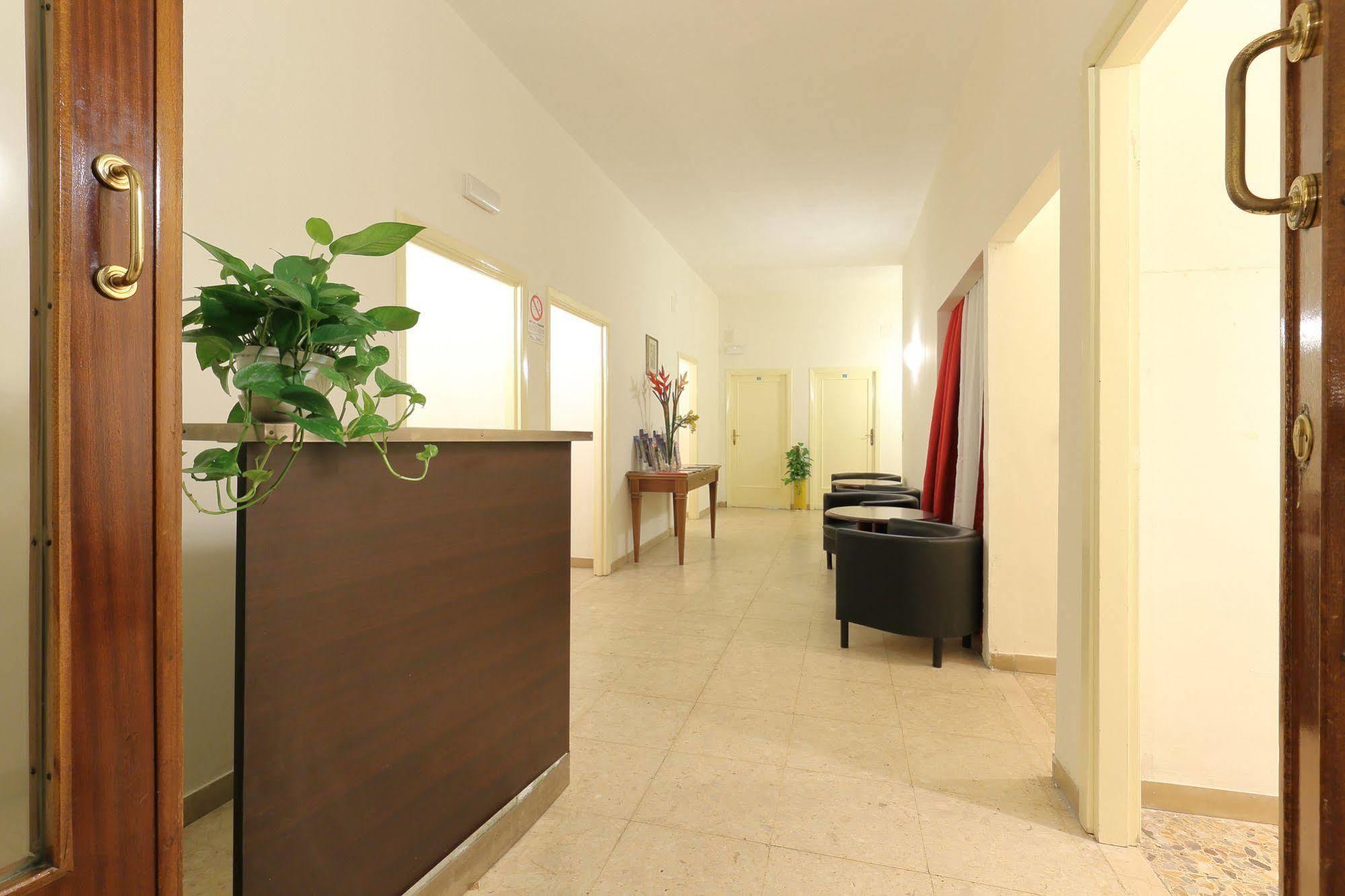 Hotel Ottaviani Florens Exteriör bild